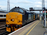 6M95 Dungeness - Crewe CLS | Ashford Intl | 37688/37611